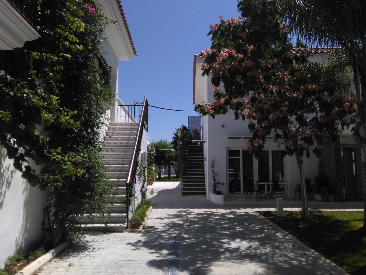 Hostal Las Cumbres Conil De La Frontera Eksteriør bilde