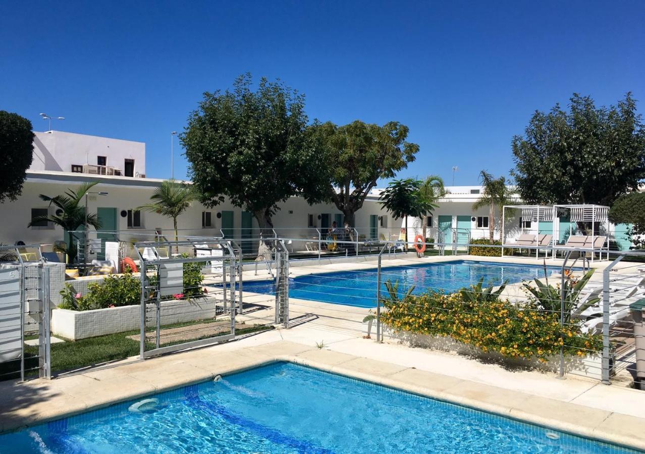 Hostal Las Cumbres Conil De La Frontera Eksteriør bilde